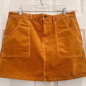 American Eagle Corduroy Mini Skirt Size 16 Orange Super Stretch Patch Pockets